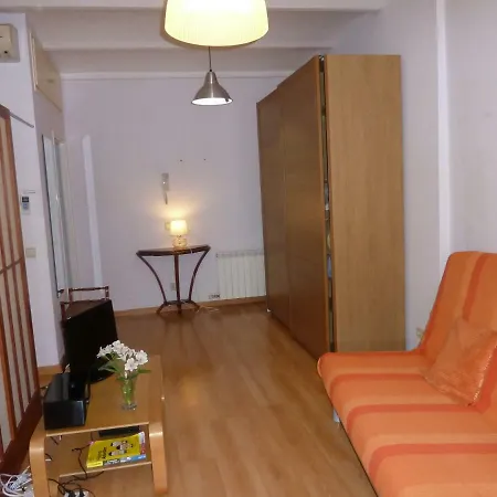 Riverside A Apartment Girona